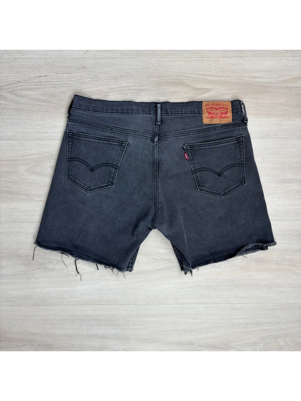 Levi's 569 Men's W36 Black Denim Cut Off Jorts Shorts Raw Hem Loose Fit